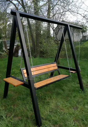 Wooden Metallic Kids Outdoor Swing