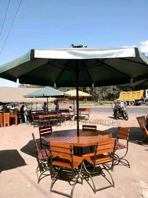 6-Seater Wooden Metallic Garden Outdoor Umbrella Shades