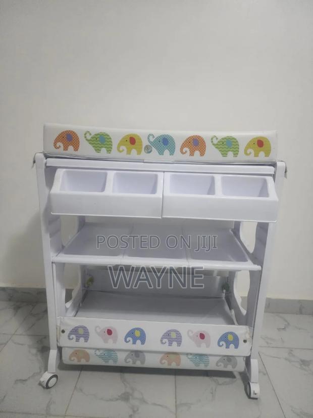 Baby Bathing Station/Bathstand - thumbnail 2