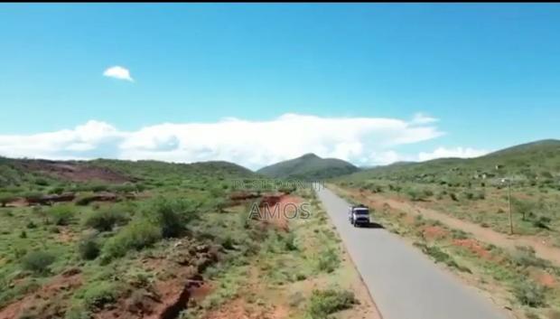 5acres Touching Ngong to Suswa Tarmac in Giceru Mines Ndeiya