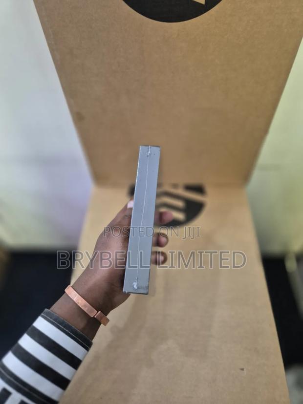 New Samsung Galaxy S22+ 5G 256 GB Black - thumbnail 4