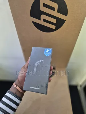New Samsung Galaxy Z Flip6 256 GB Silver
