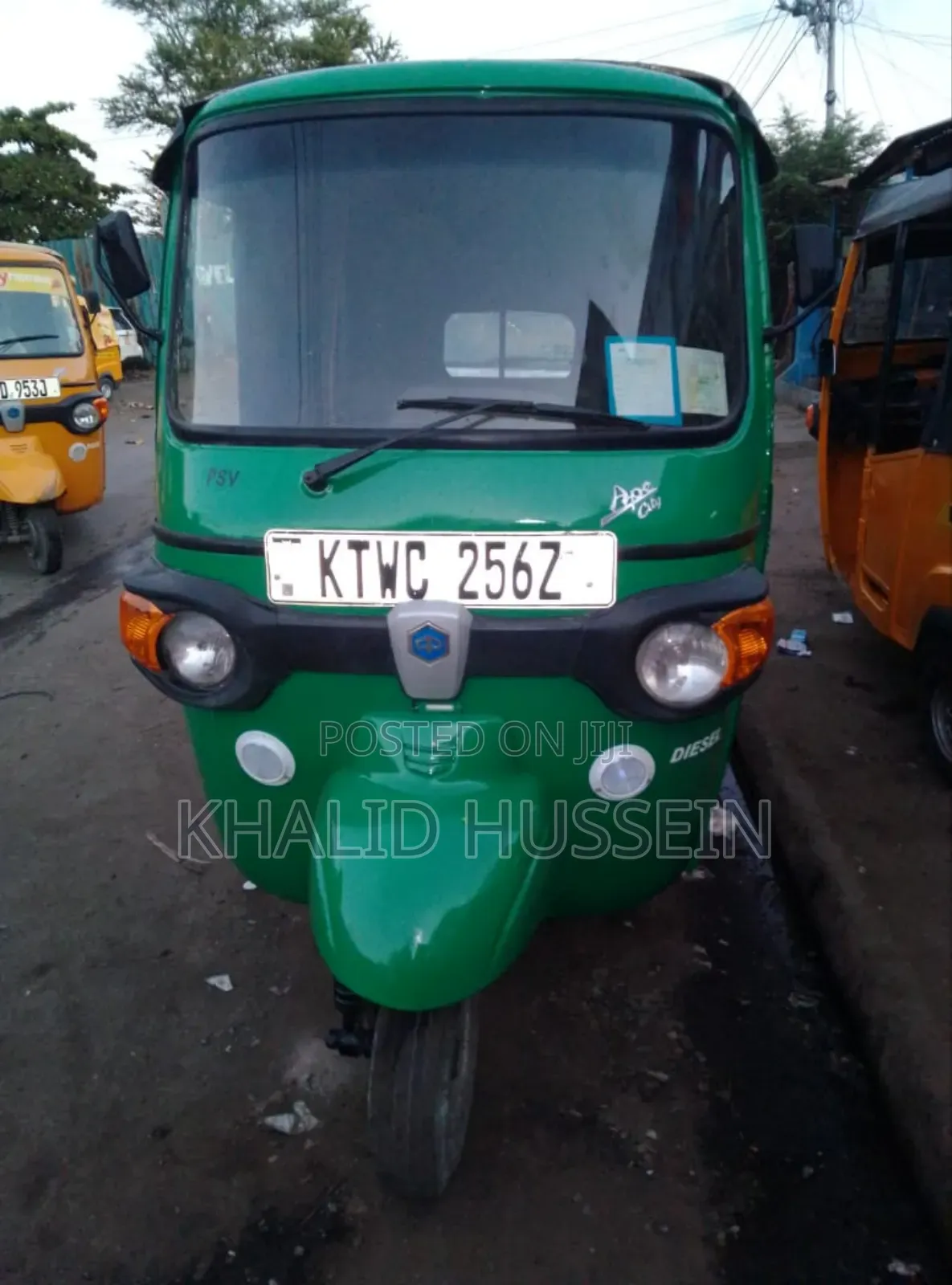 Piaggio 2024 Yellow