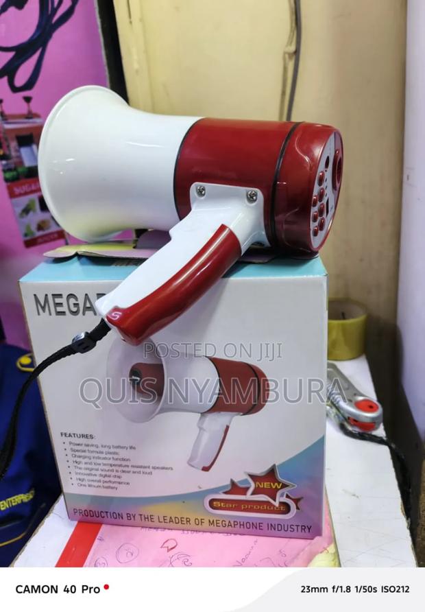 Rechargeable Megaphone/ Portable Megaphone - thumbnail 3