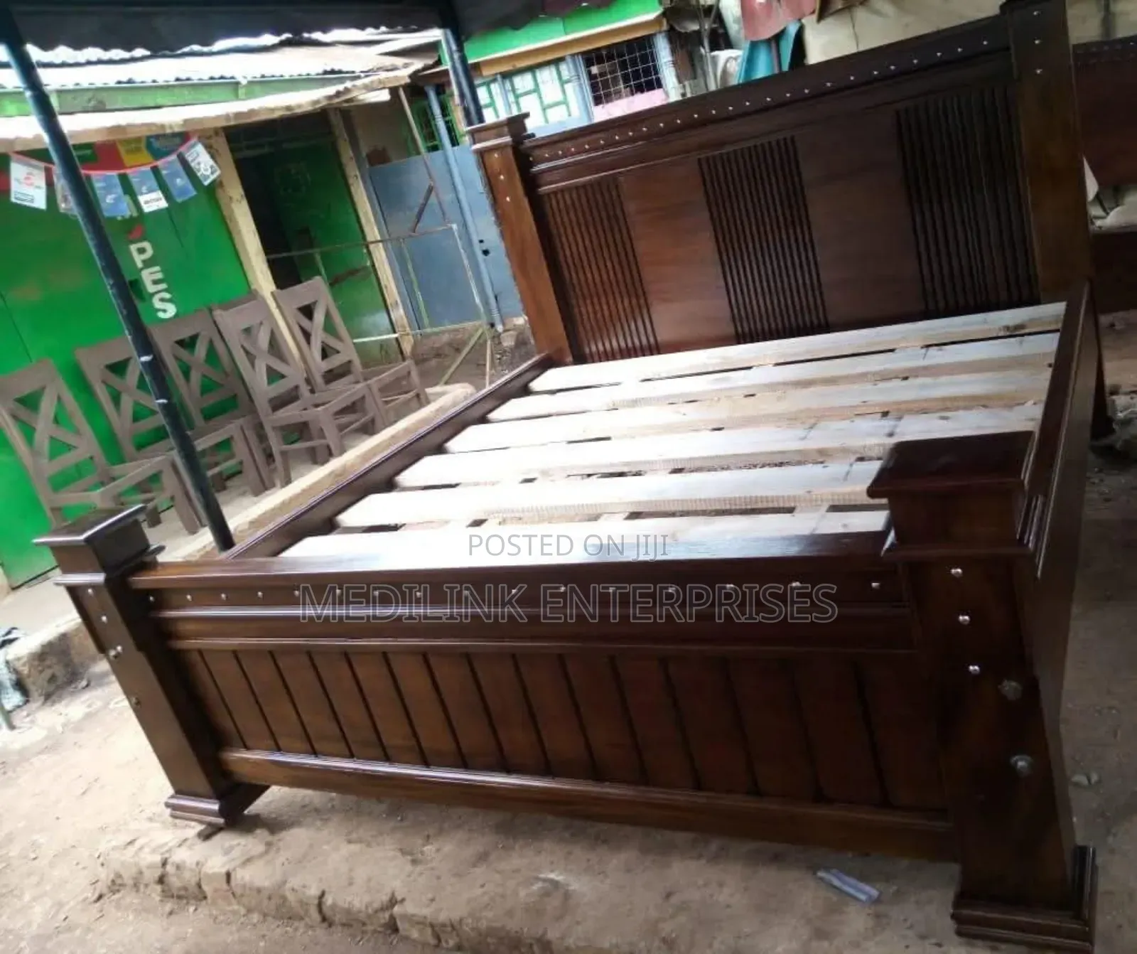 Walnut Solid Mahogany 6*6 Beds(King Sized)