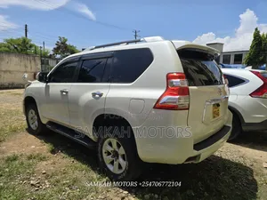 Toyota Land Cruiser Prado 2014 White