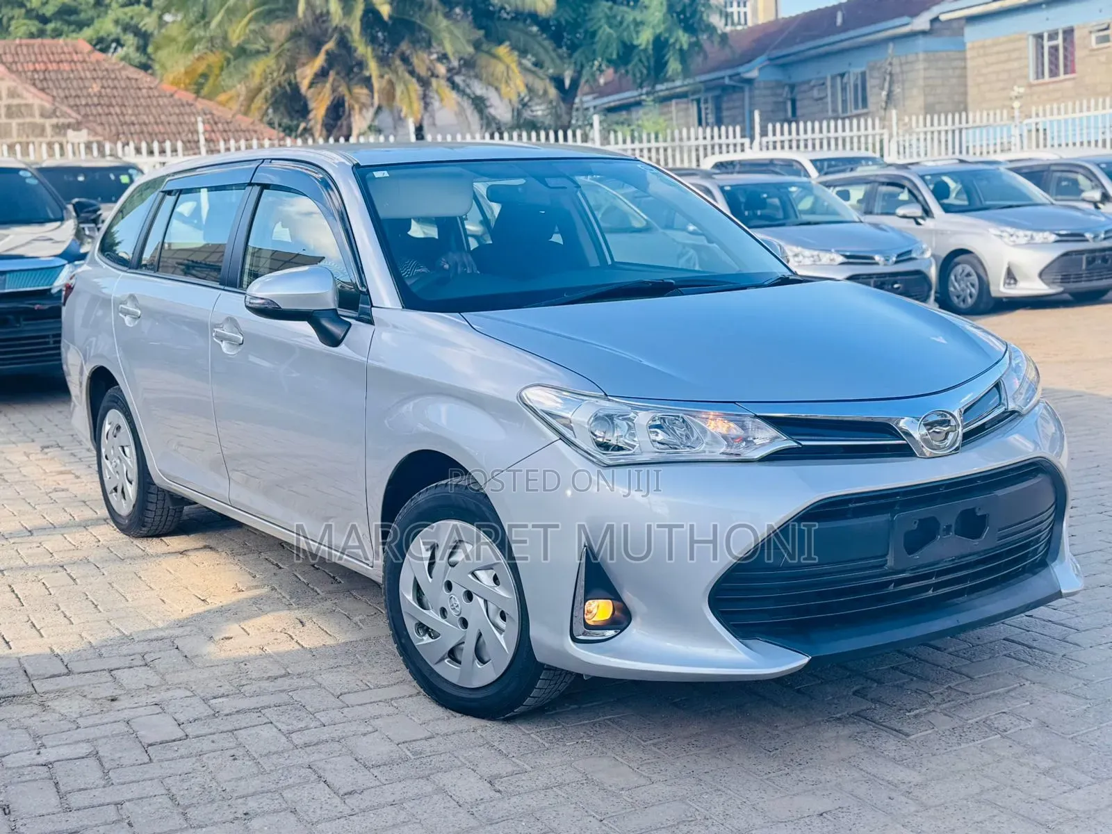 Toyota Corolla Fielder 2018 Silver