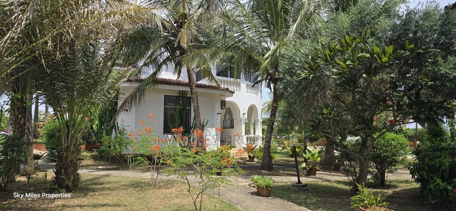 7bdrm Villa in Kilua, Shanzu for sale