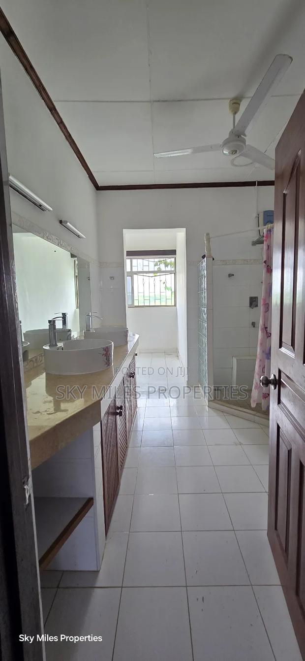 7bdrm Villa in Kilua, Shanzu for sale - thumbnail 17