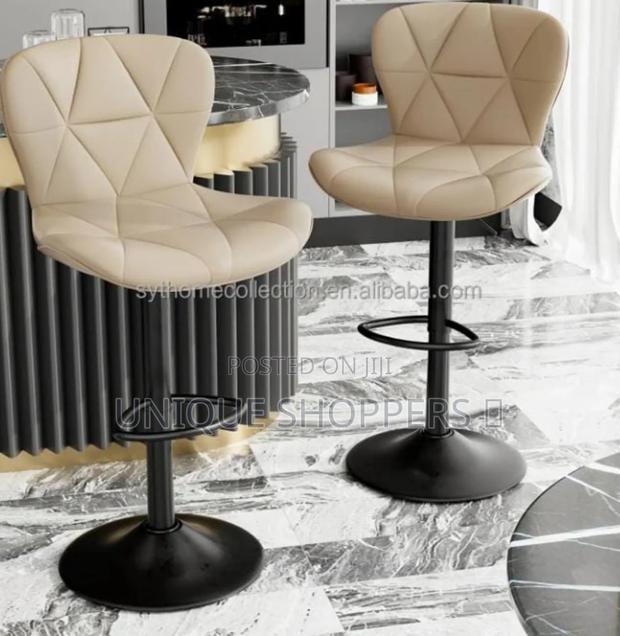 Alden Design Adjustable Counter-Height Faux Leather Modern Bar Stools. - thumbnail 3