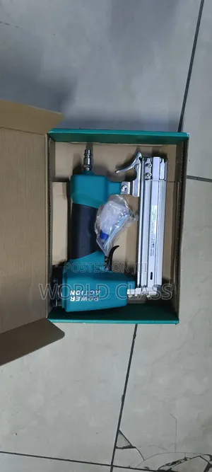 Heavy Duty Brad Nailer