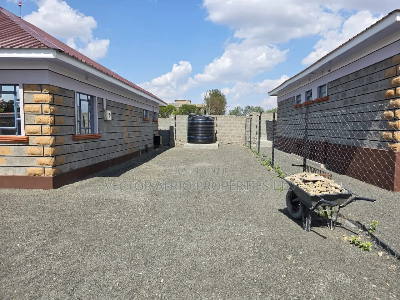 3bdrm Bungalow in Acacia, Kitengela for sale