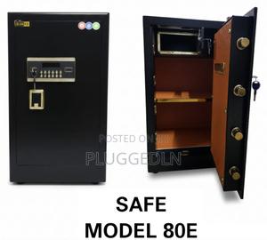 Safe Model 80e, A Dual-locking Safe Box. - main view