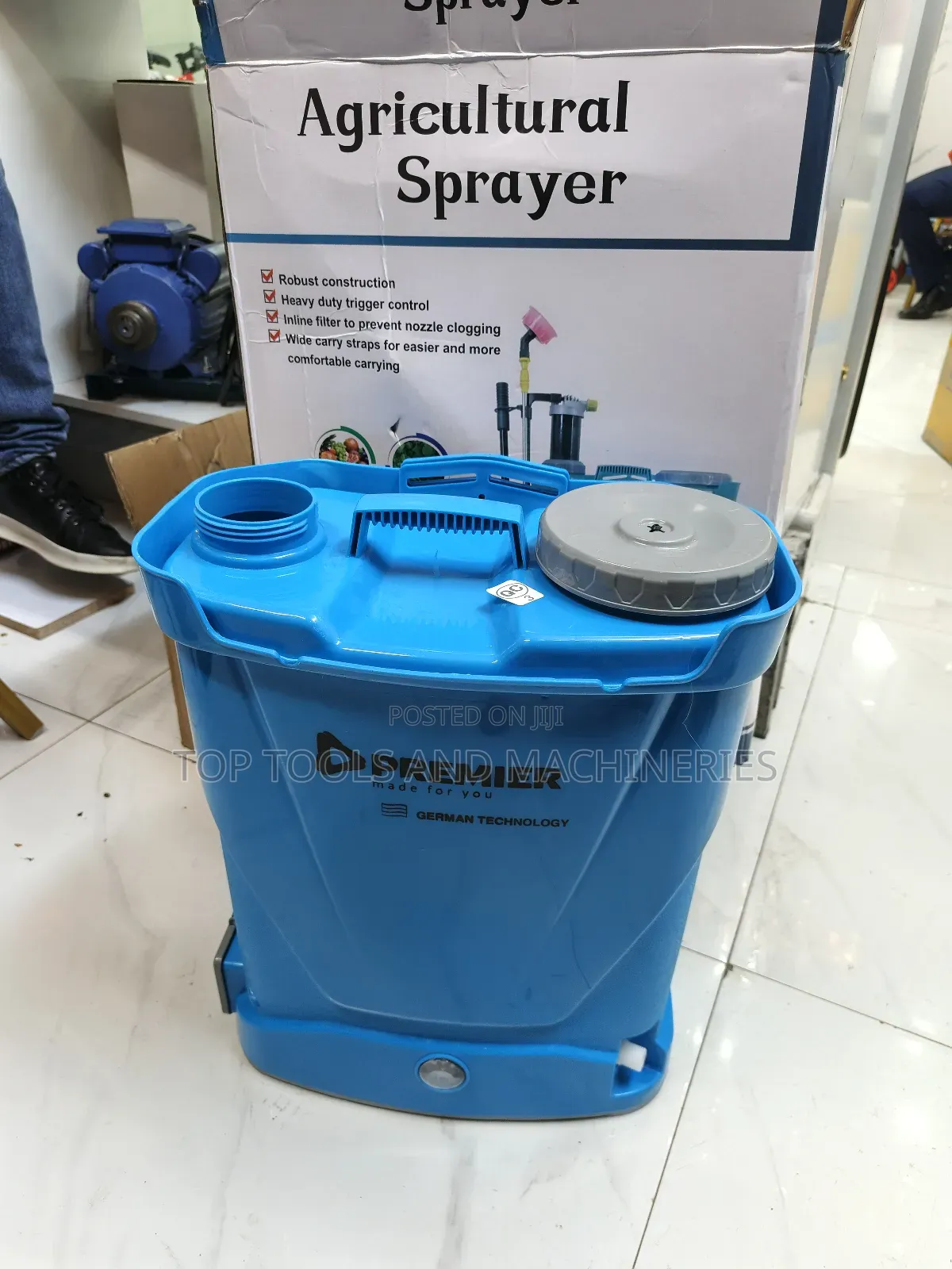 Premier 20 LTRS 2 in 1 Agricultural Knapsack Sprayer(Manual Battery)