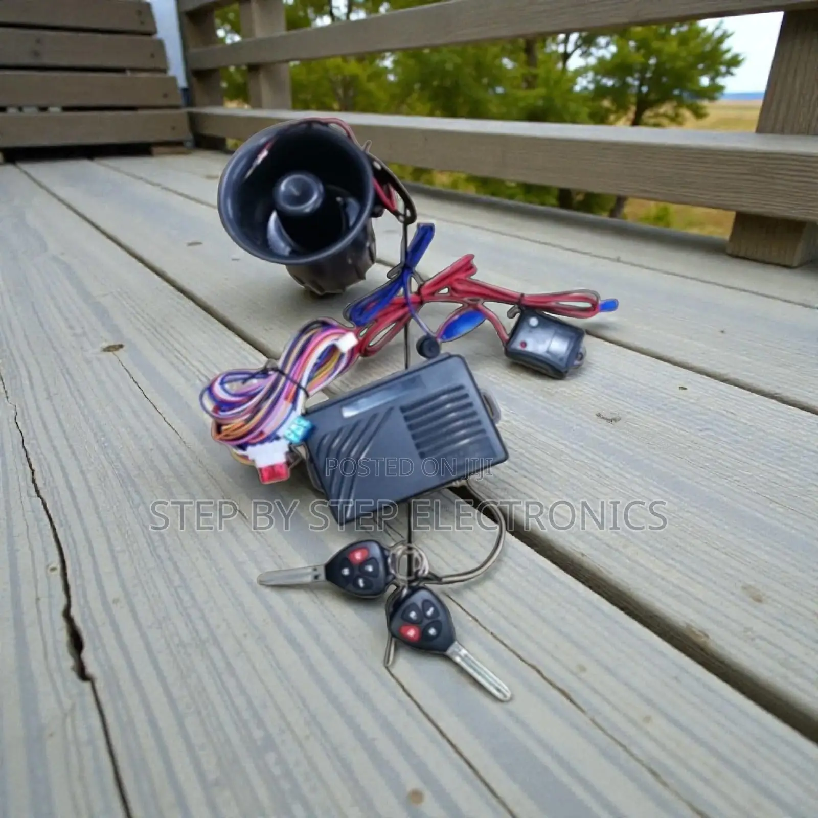 Long Range Vehicle Alarm System With Flip Keys and Loud Siren