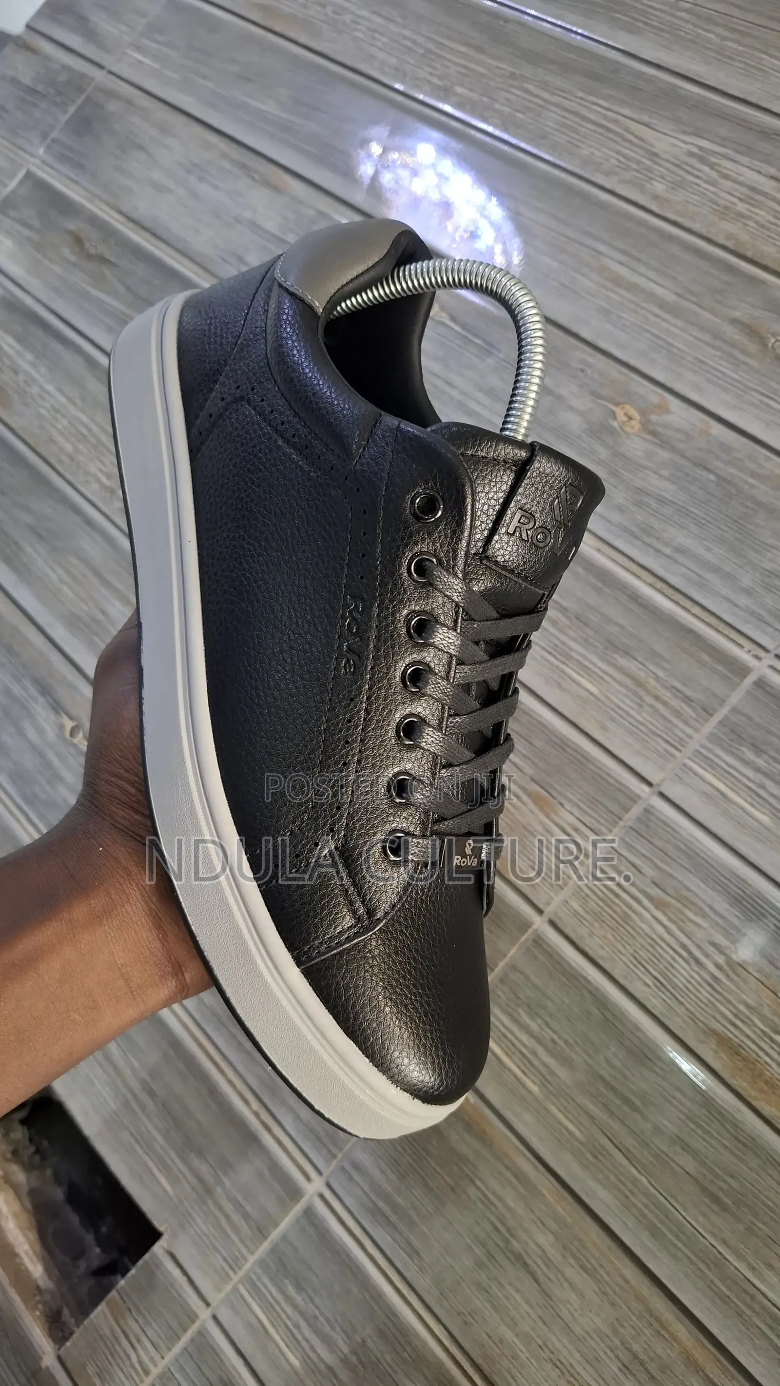 Mens Casual Sneakers Rova