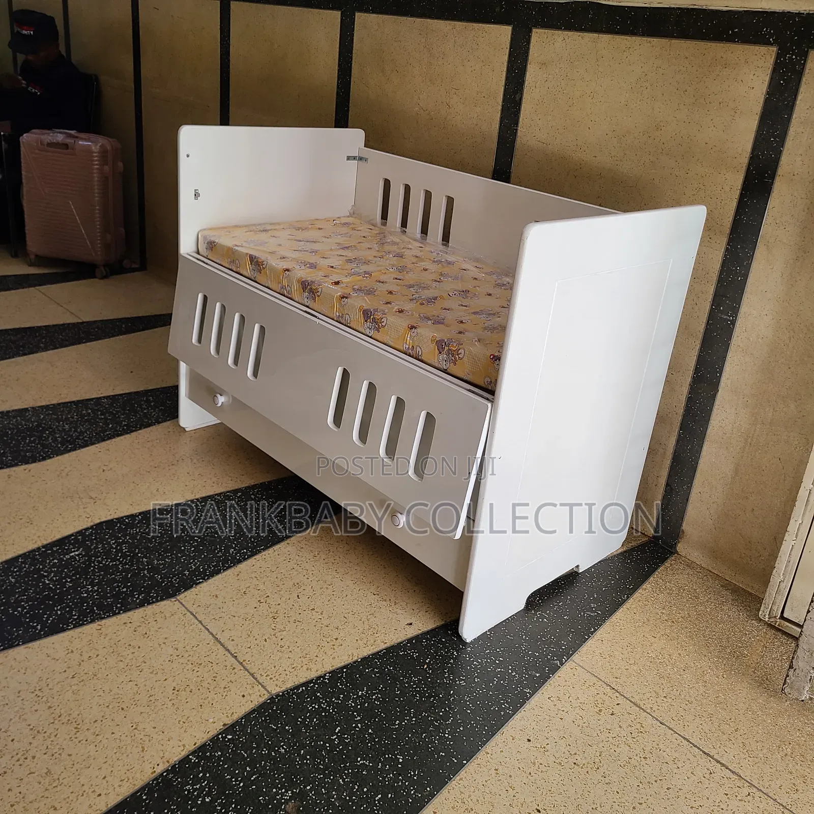MDF Baby Cot (Bed) With Storage Drawer.