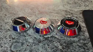 4pcs Set Universal Centre Rim Caps in Different Colors