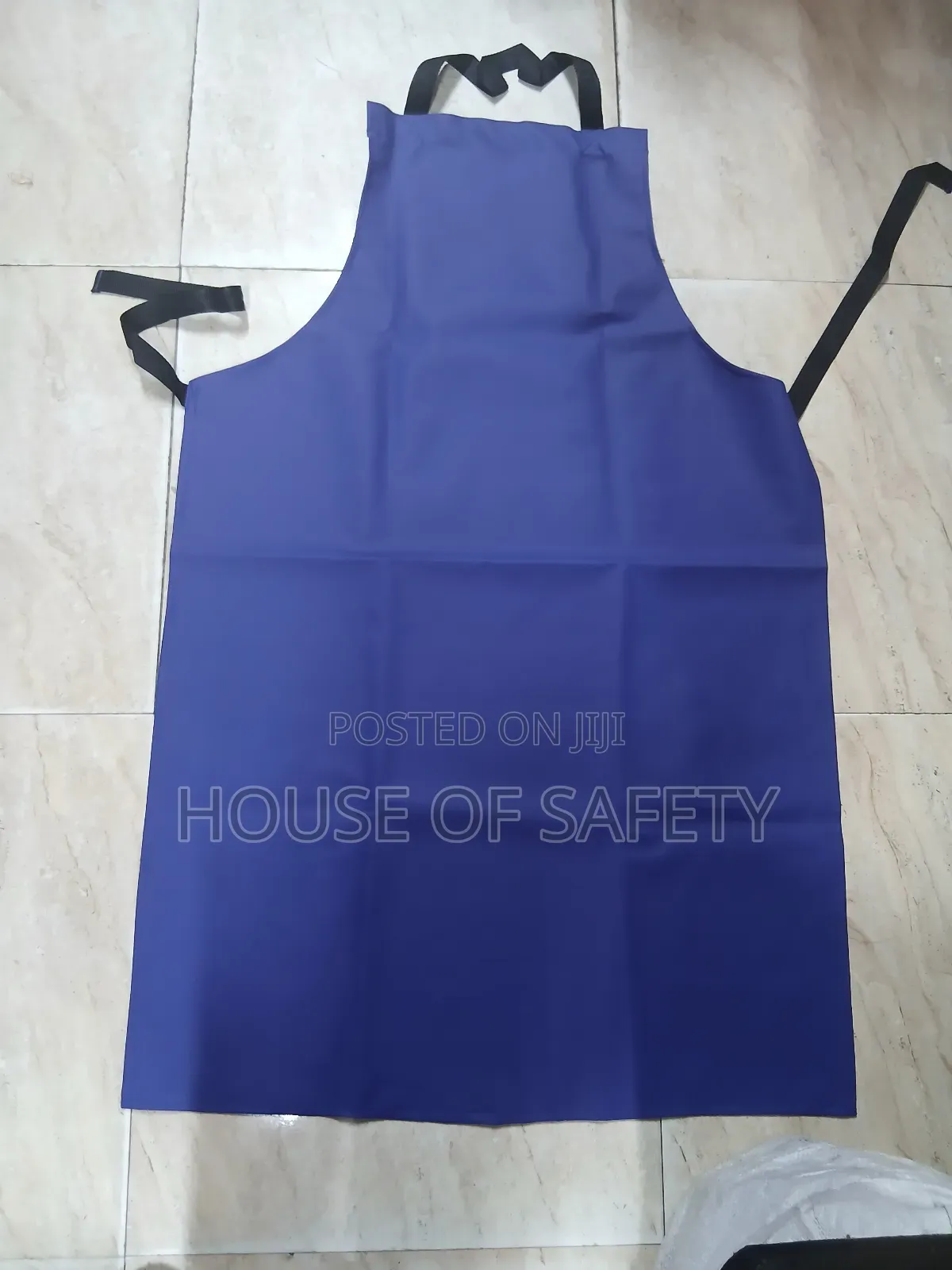 Weak Base and Oil and Water Resistant Apron