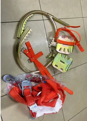 Wooden Climbers+ Belt