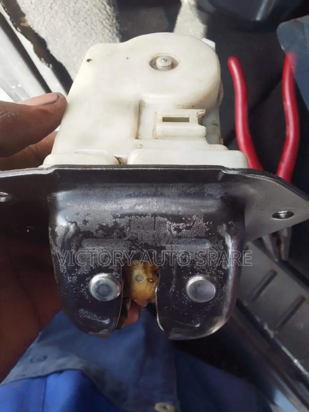 Nissan Murano Boot Lock