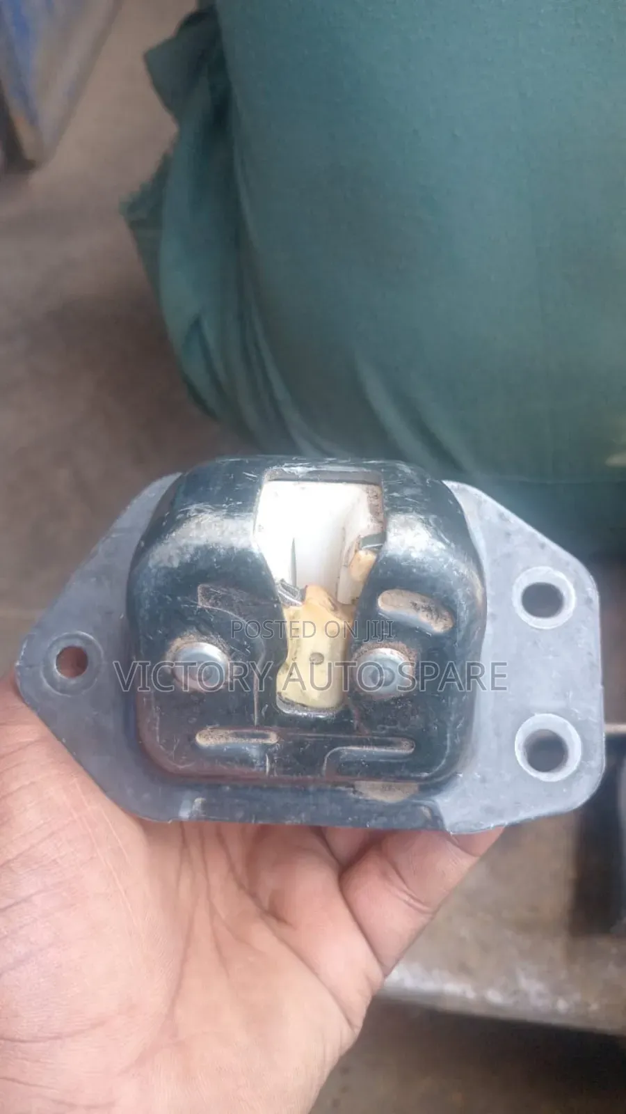 Nissan Murano Boot Lock
