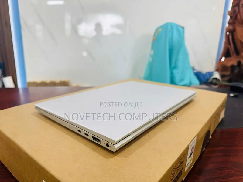 Laptop HP EliteBook 830 G8 32GB Intel Core i7 SSD 512GB