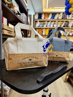 Quality Insulated Lunch Bag - main view