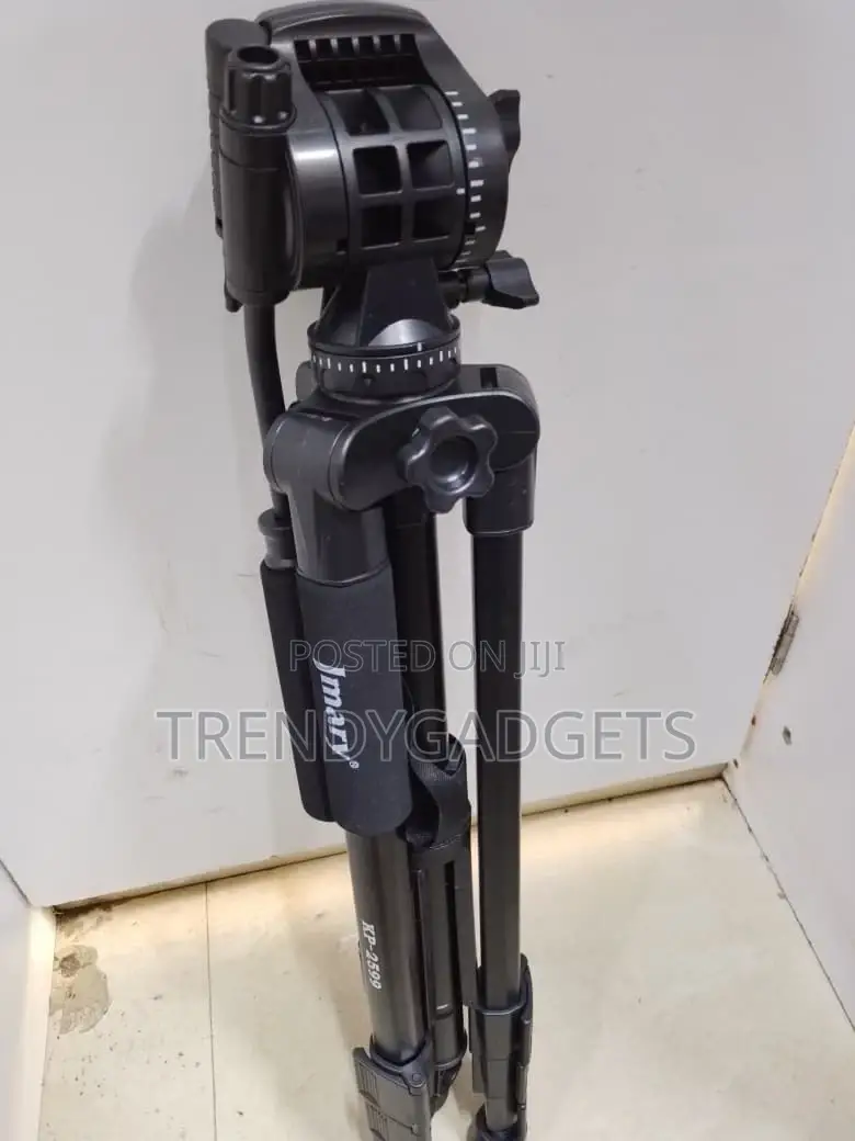 Jmary Kp-2599 Camera Tripod With Fluid Head Quick Release