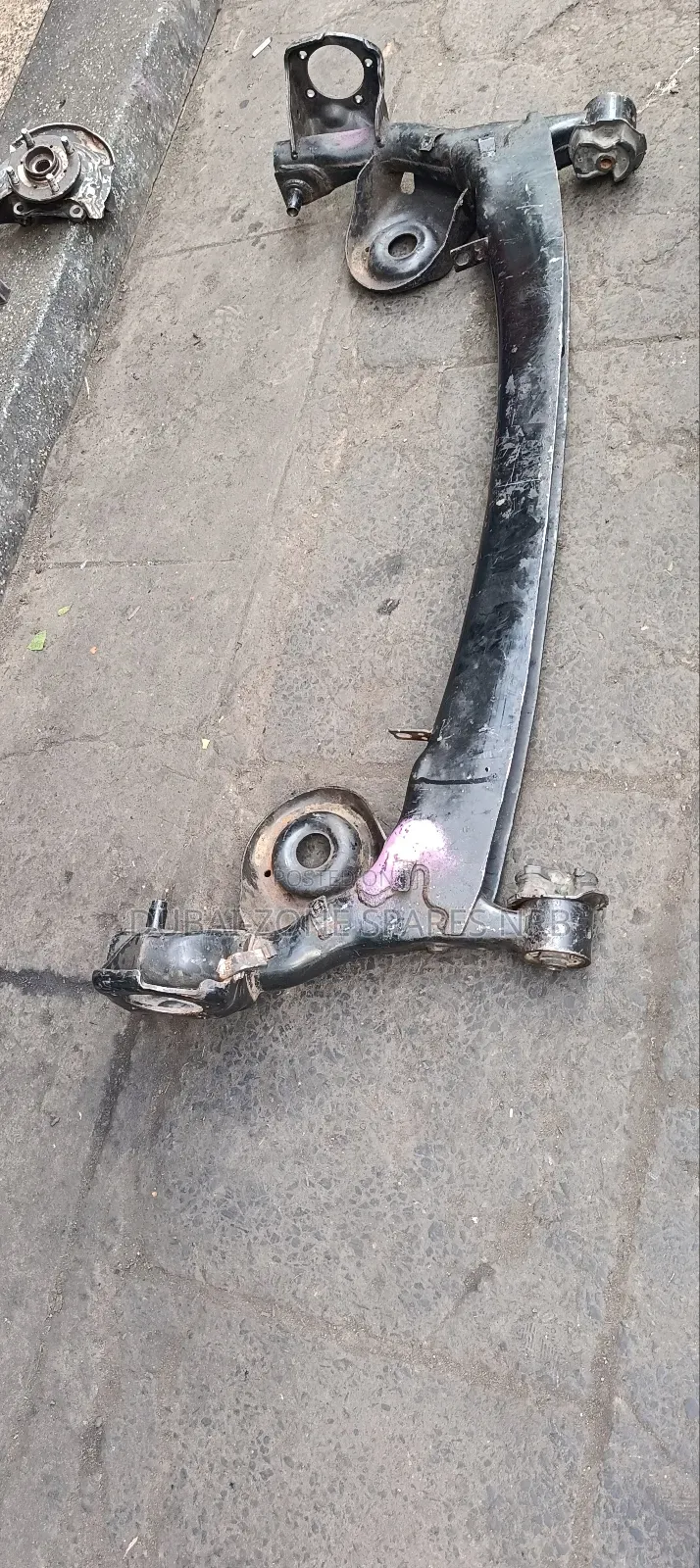 Rear Beams Toyota Voxy, Noah,Isis 2 4wd.