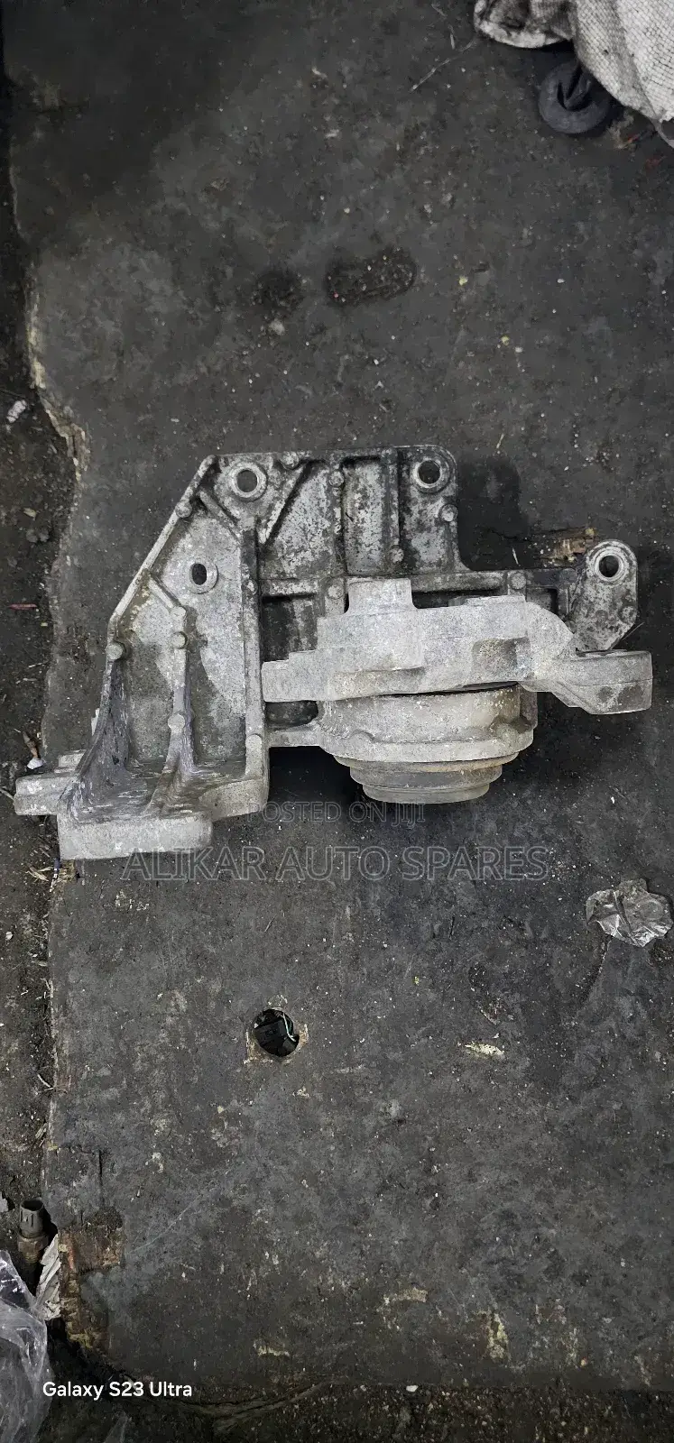 Nissan Xtrail T32 Gear Mountings