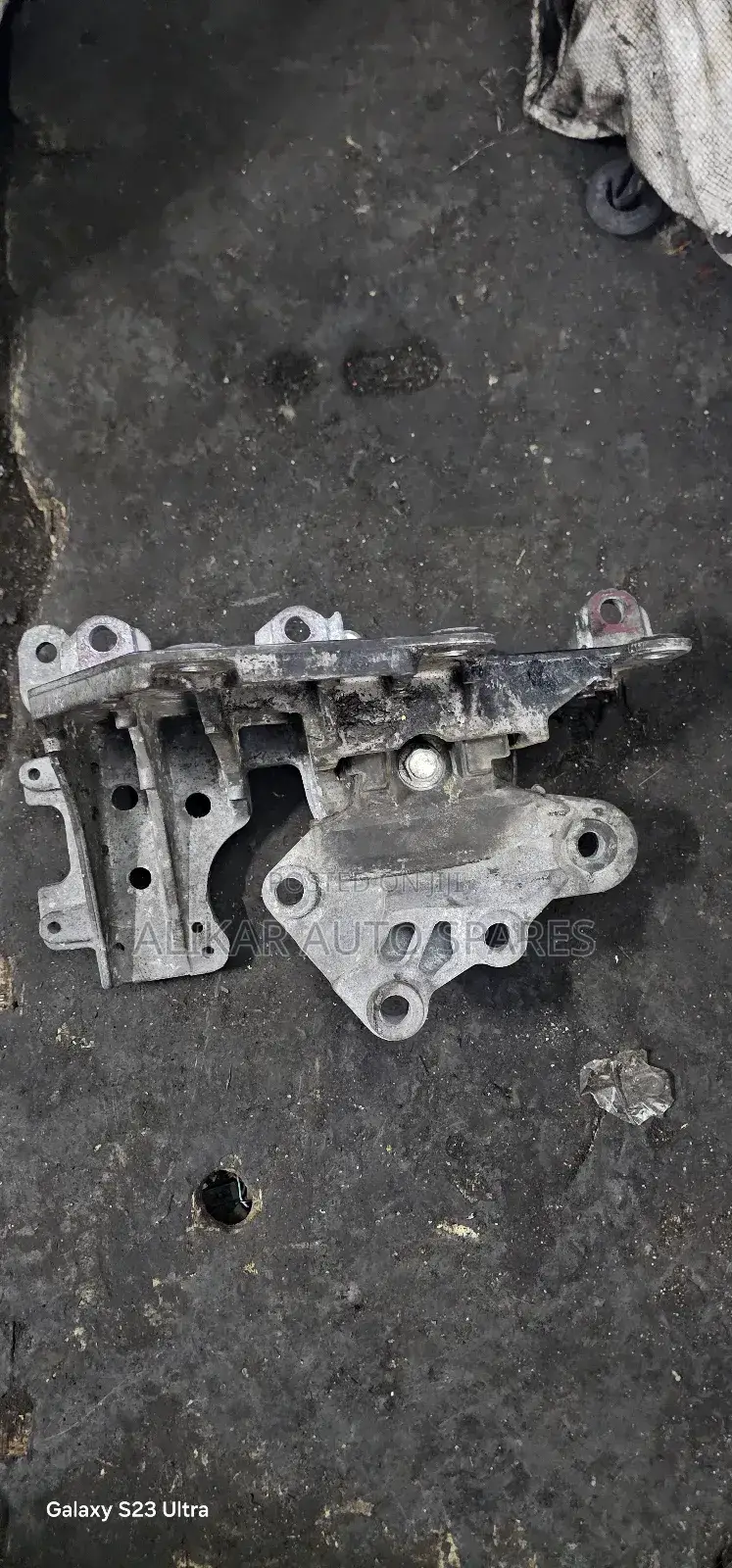 Nissan Xtrail T32 Gear Mountings