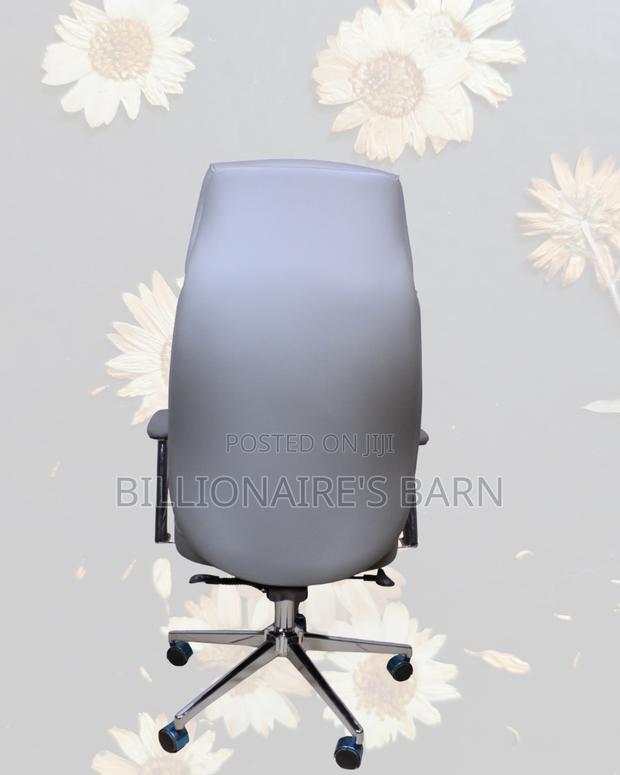 Breathable Leather Chair Executive Hot | Perfect for Home Office - thumbnail 3