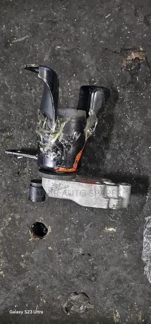 Mazda Demio Engine Mountings