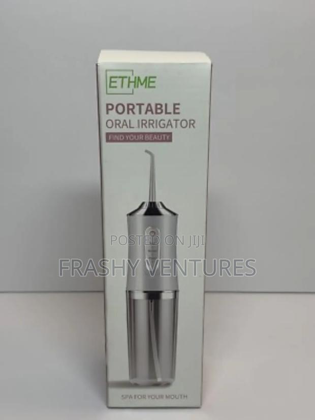 Oral Irrigator Intelligent Oral Irrigator - main view