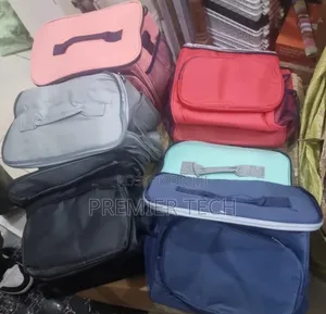 Single Cube Insulated Food Bags _Size 18cm by 25cm by 22cm