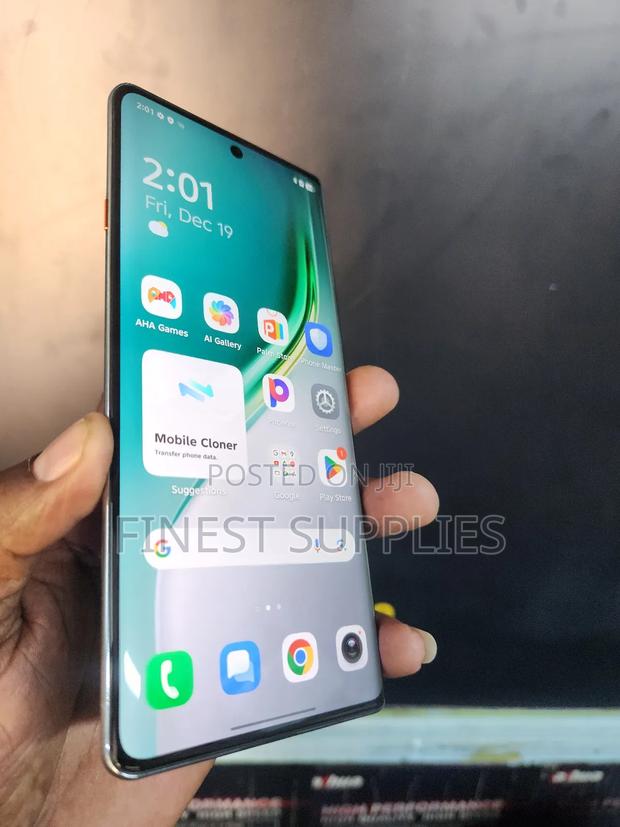 Tecno Camon 40 Pro 256 GB Blue - thumbnail 3