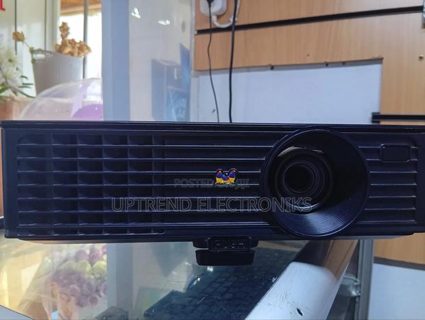 Viewsonic Pjd6553w Business-Class Wxga Projector - main view