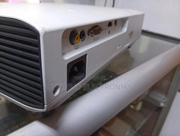 Sony Dx100 Projector – Clear, Bright Reliable Performance - thumbnail 2