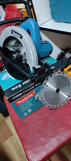 Affordable Makita 7inch Circular Saw Machine