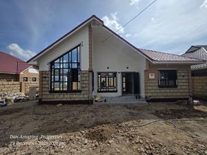 4bdrm Bungalow in Sankale Rd, Kiserian for sale - main view