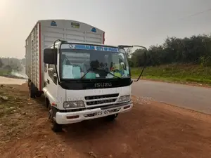 Transport Trucks Fh Avaliable Now. Mombasa / Nyali