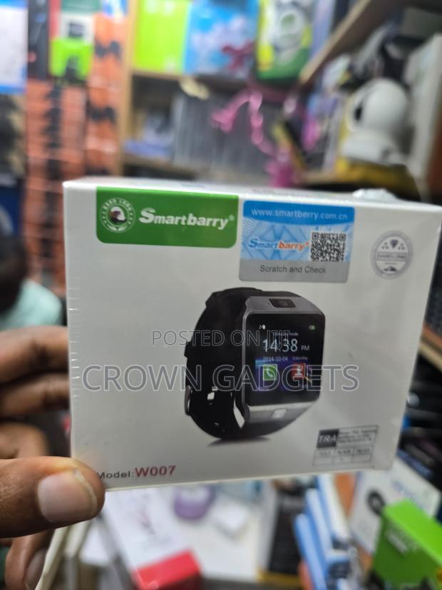 W007 Touchscreen Smartwatch Phone for Android Ios - main view