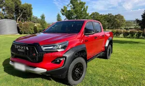 Toyota Hilux 2024 Red