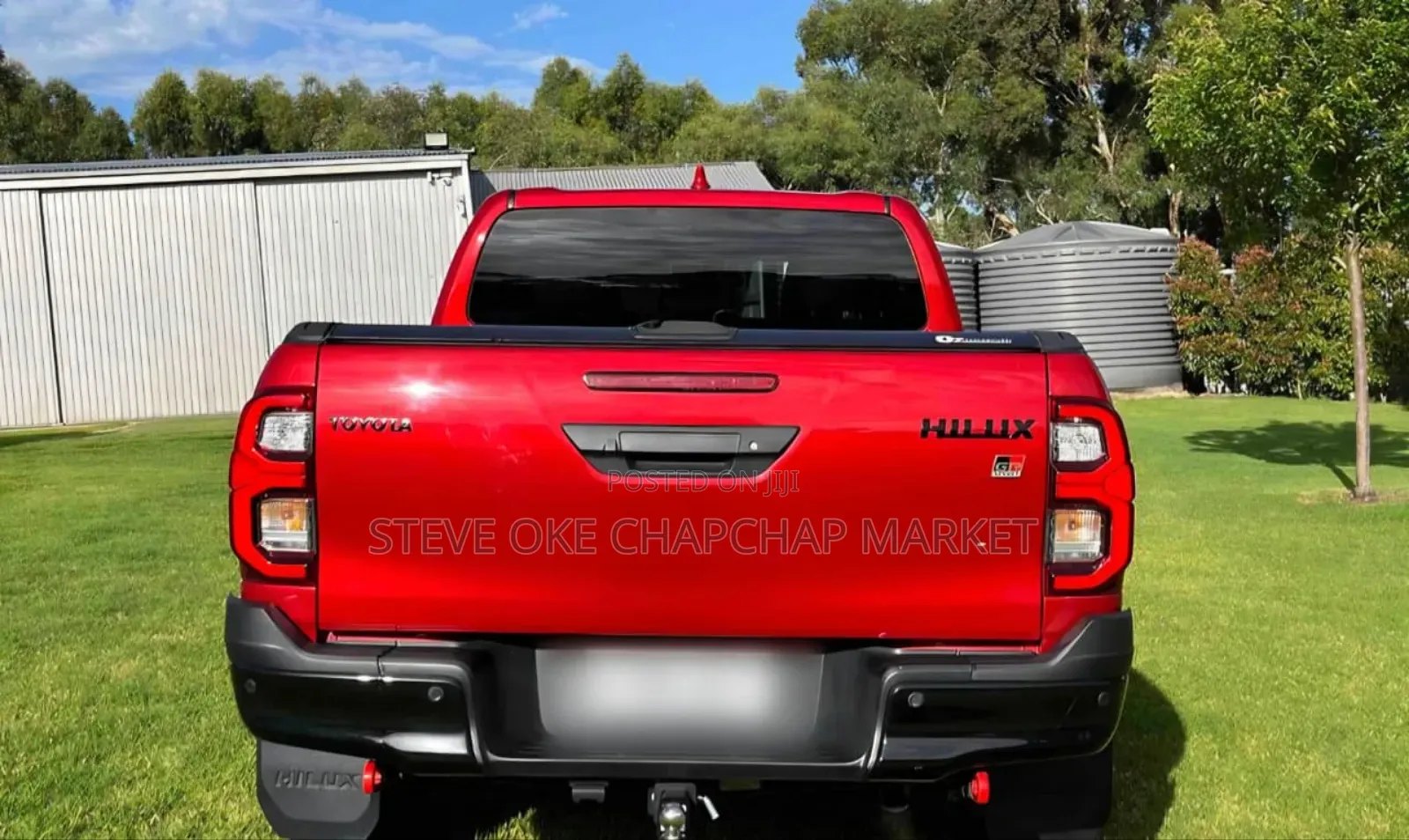 Toyota Hilux 2024 Red