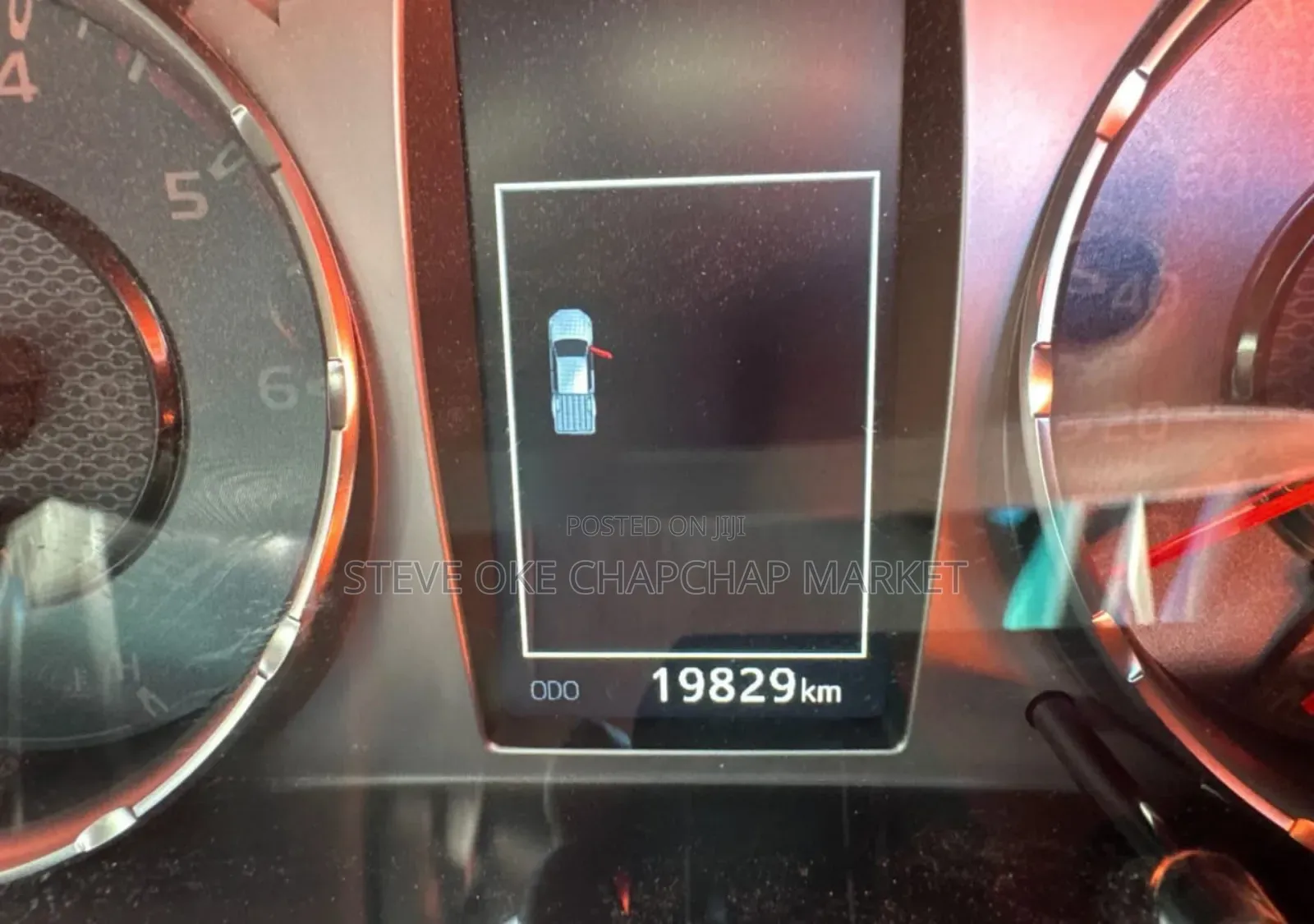 Toyota Hilux 2024 Red