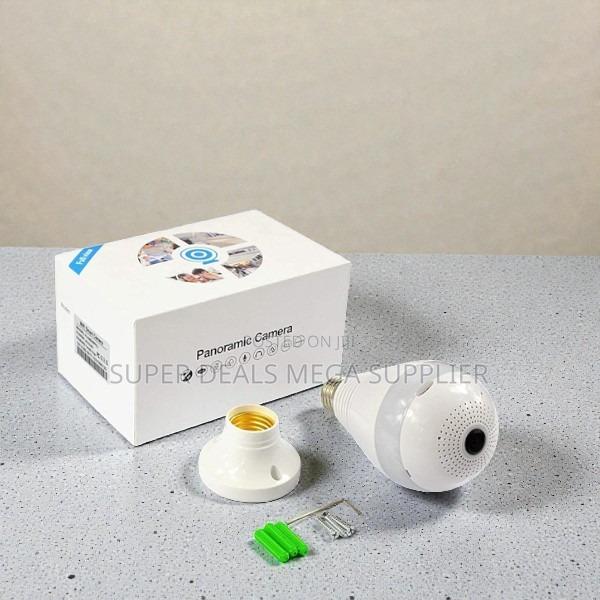 360 Rotation 1080p Full Hd 2- Way Audio Home Security Wifi Bulb Camera