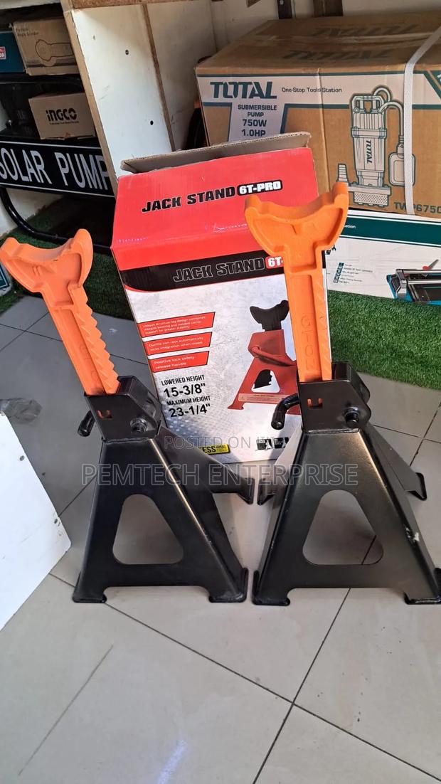 Pair of Total Jack Stands, 6 Ton (Tm 6750) Capacity.