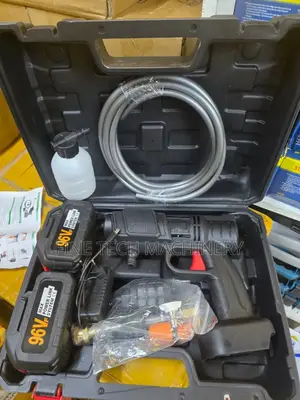 Cordless Pressure Washer