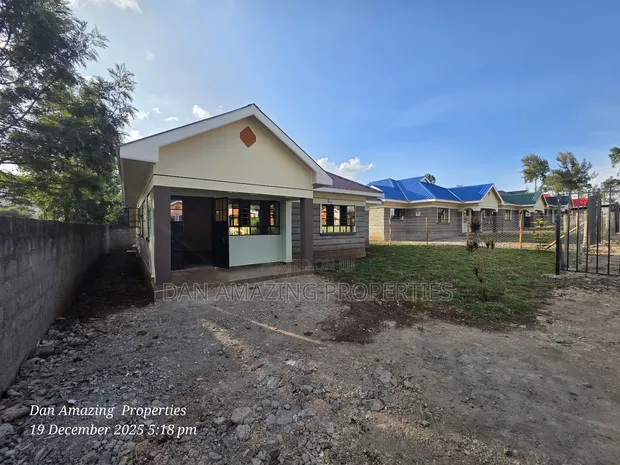 3bdrm Bungalow in Roimen, Matasia for sale